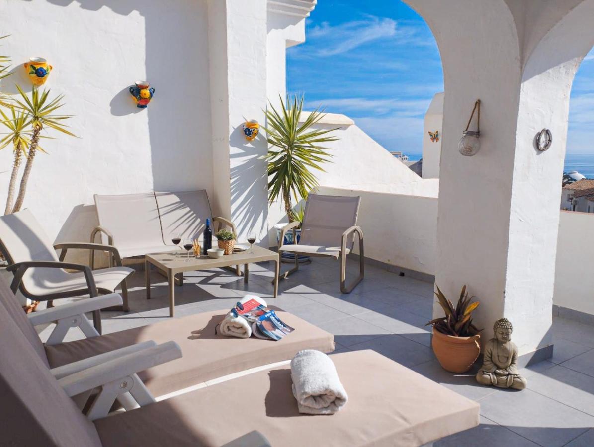 Beautiful Apartment With Amazing Sea View เนร์คา ภายนอก รูปภาพ